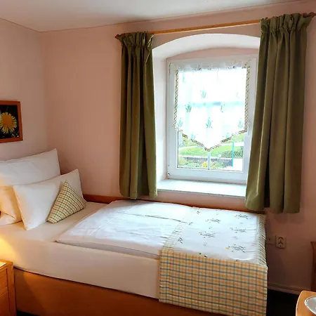 Hotel Logis L Gutshof