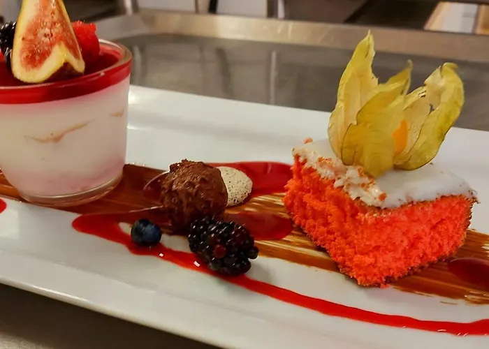 Logis L Gutshof فندق *