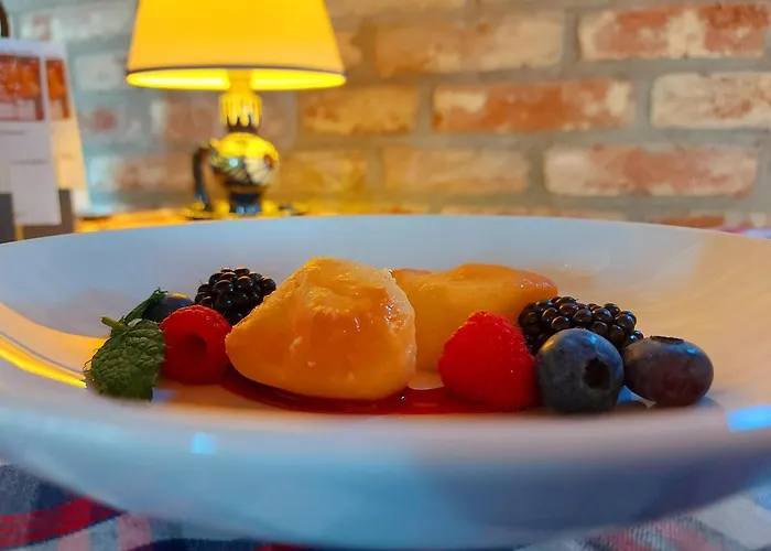 Logis L Gutshof فندق *